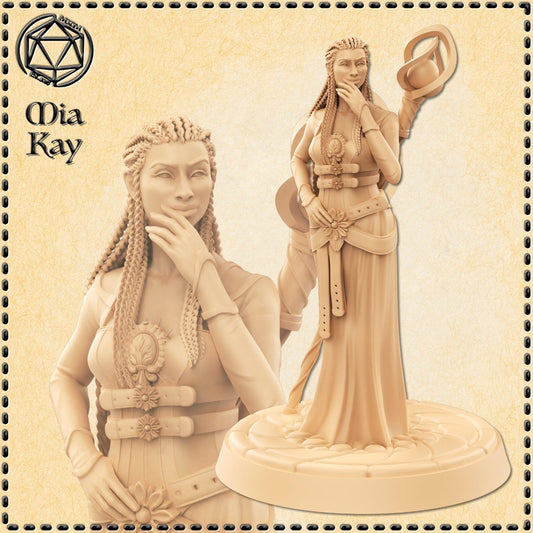 Female Sorceress miniature by M3DM