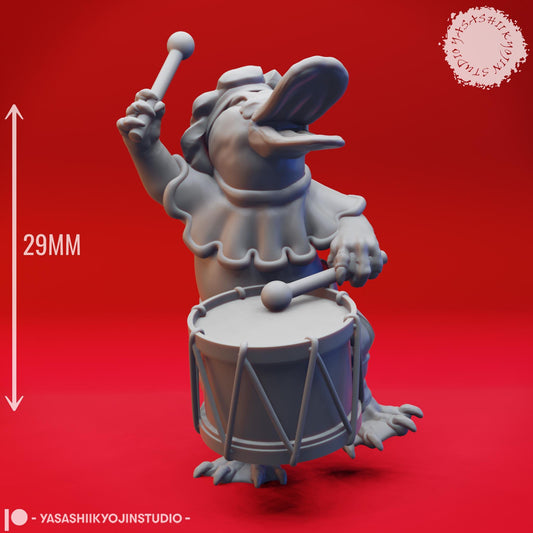 Platy Folk miniature by Yasashii Kyojin Studio