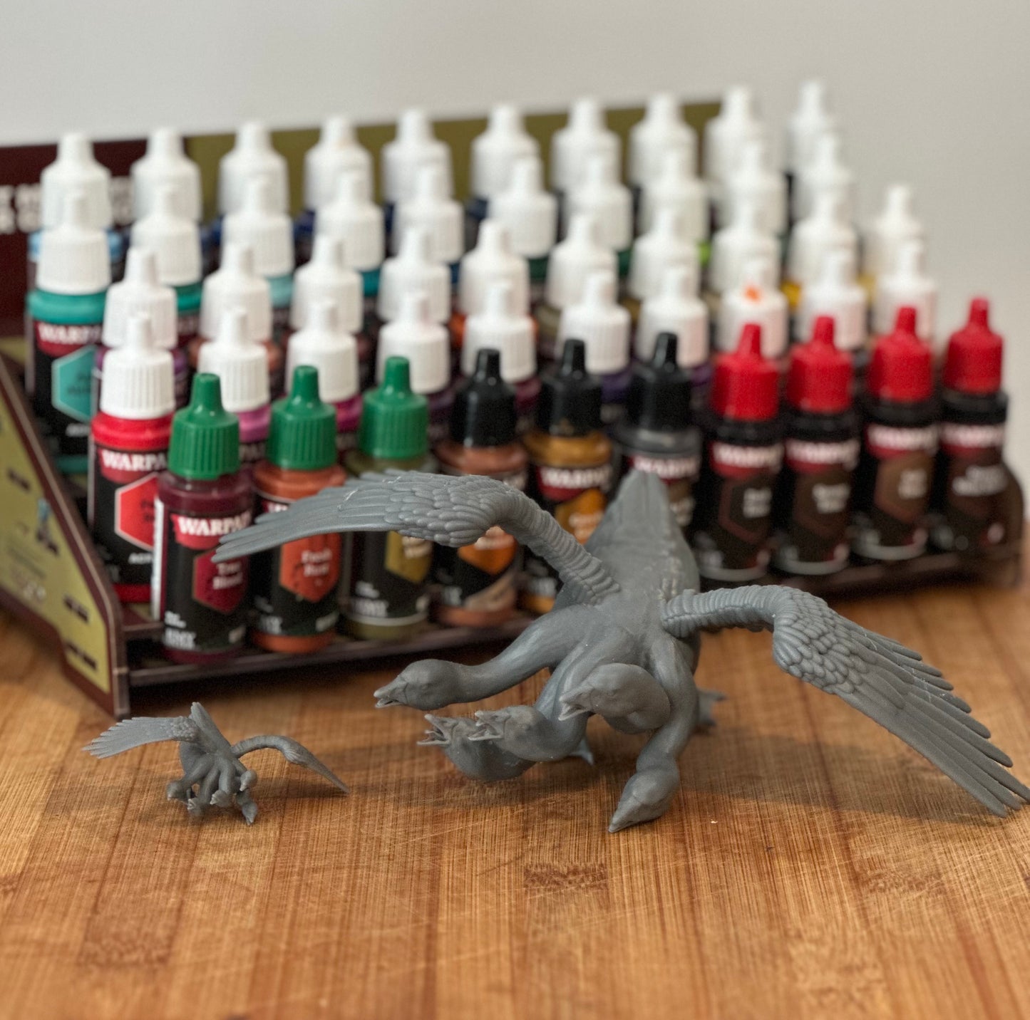 Goose Hydra miniature by Yasashii Kyojin Studio