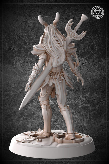 Automaton Demonic Female Paladin miniature by M3DM