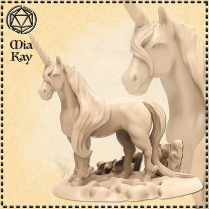 Unicorn miniature by M3DM