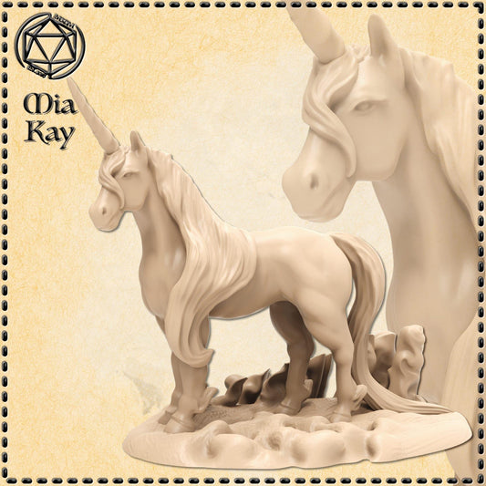 Unicorn miniature by M3DM