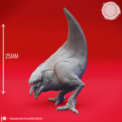 Abyssal Chicken miniature by Yasashii Kyojin Studio