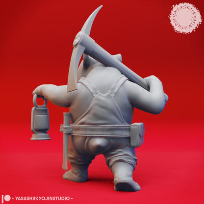 Wombat Folk miniature by Yasashii Kyojin Studio