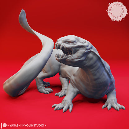 Frost Salamander miniature by Yasashii Kyojin Studio