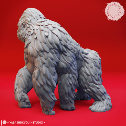 Girallon miniature by Yasashii Kyojin Studio