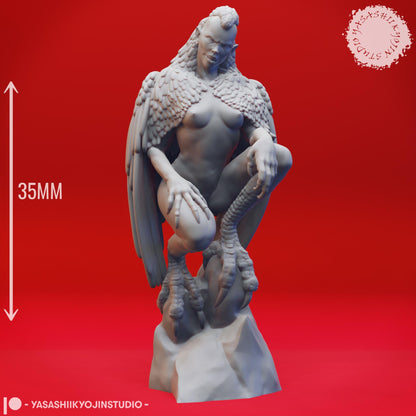 Harpy miniature by Yasashii Kyojin Studio