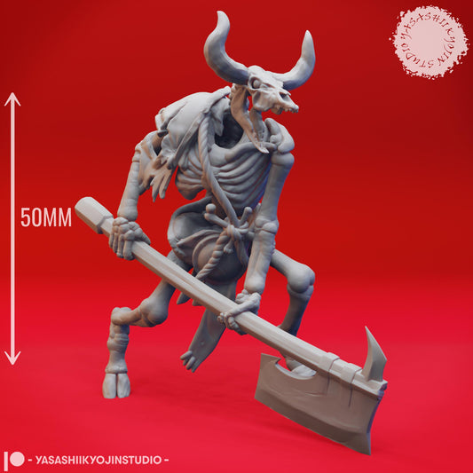 Minotaur Skeleton miniature by Yasashii Kyojin Studio