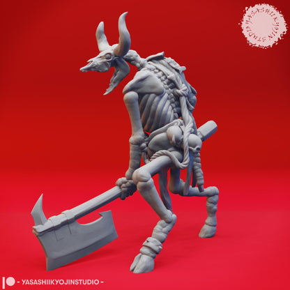 Minotaur Skeleton miniature by Yasashii Kyojin Studio