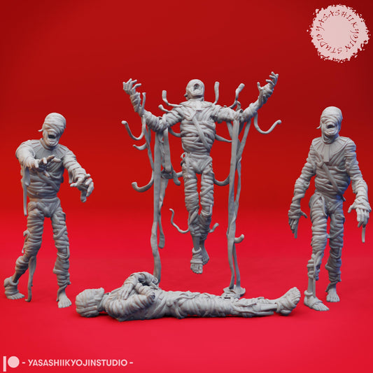 Mummy miniature by Yasashii Kyojin Studio