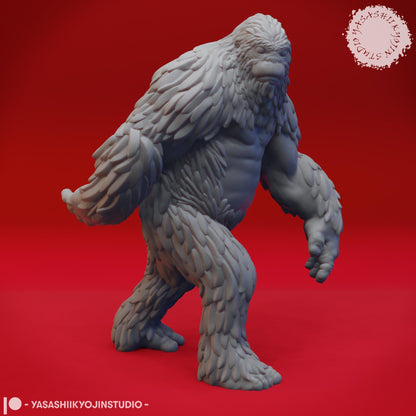 Sasquatch miniature by Yasashii Kyojin Studio