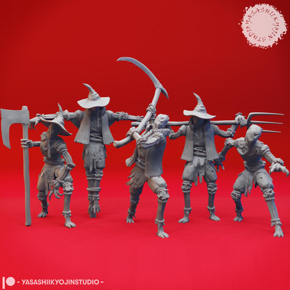 Scarecrow miniature by Yasashii Kyojin Studio