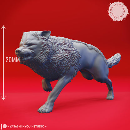 Wolf miniature by Yasashii Kyojin Studio