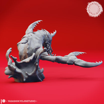 Chull miniature by Yasashii Kyojin Studio