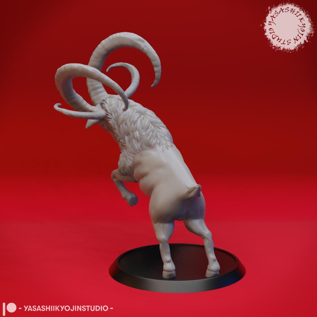 Giant Goat miniature by Yasashii Kyojin Studio
