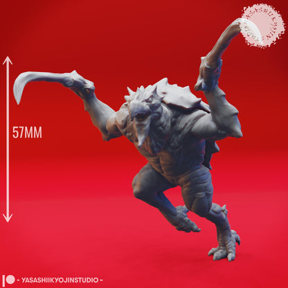 Hook Horror miniature by Yasashii Kyojin Studio