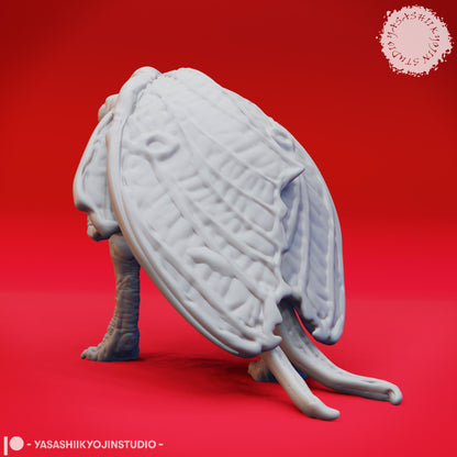Mothman miniature by Yasashii Kyojin Studio