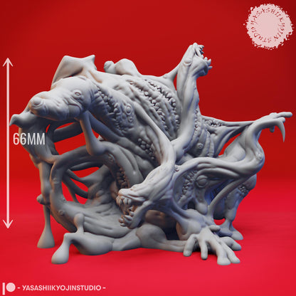 Shoggoth miniature by Yasashii Kyojin Studio