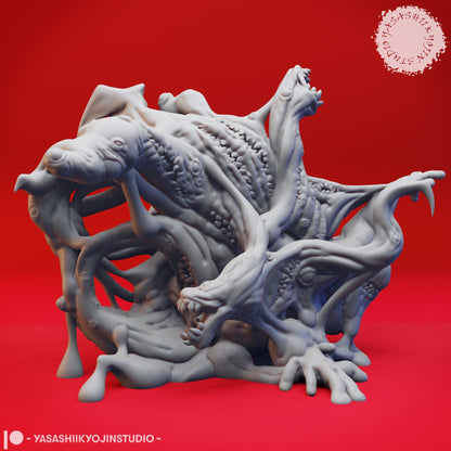 Shoggoth miniature by Yasashii Kyojin Studio