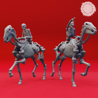 Skeleton miniatures by Yasashii Kyojin Studio